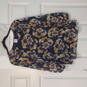 cabi 3426 Lydia Floral Blouse Size Med. Blue And Gold Floral Fully Lined